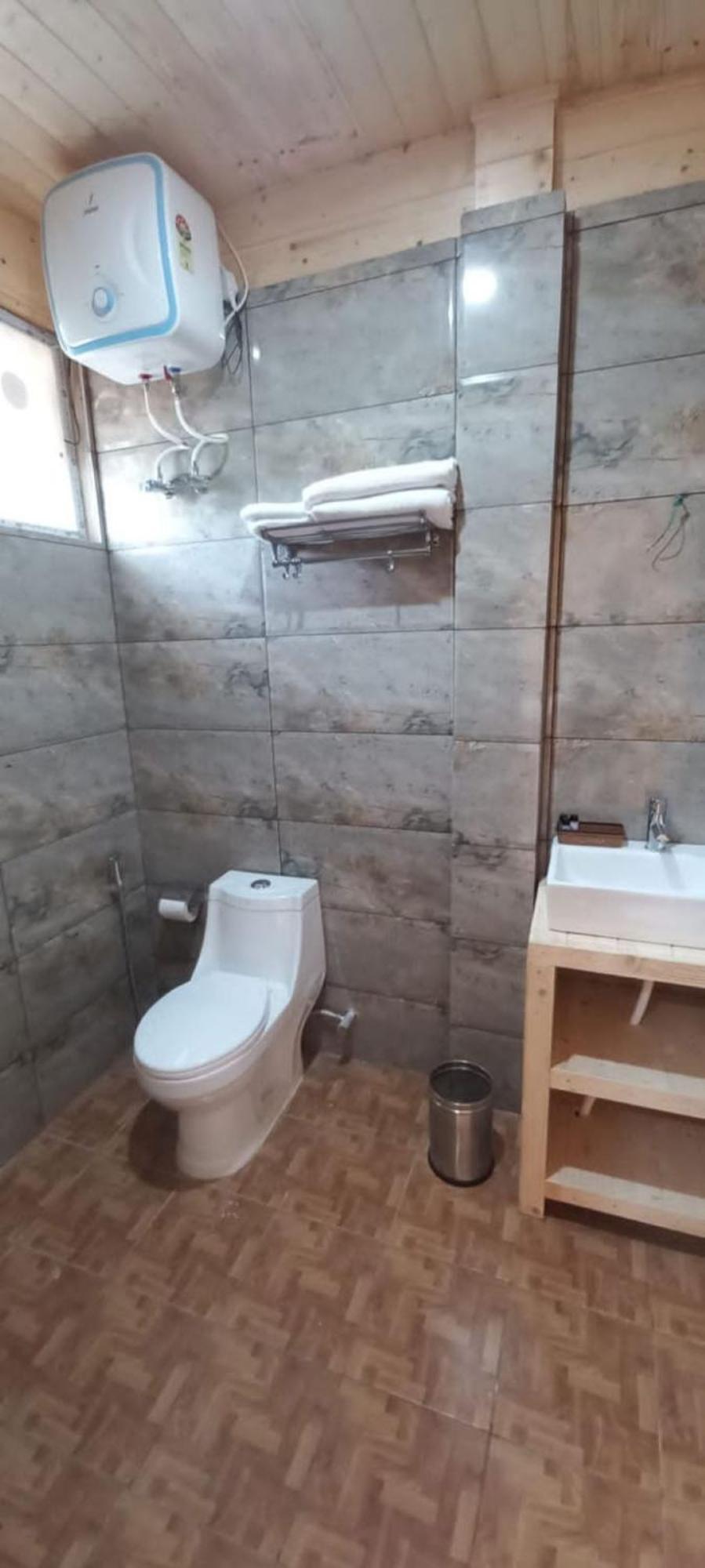 Vanprastha Resorts Dwarahat 外观 照片