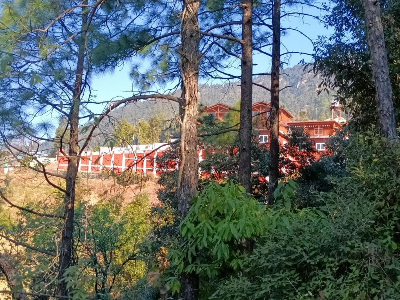 Vanprastha Resorts Dwarahat 外观 照片